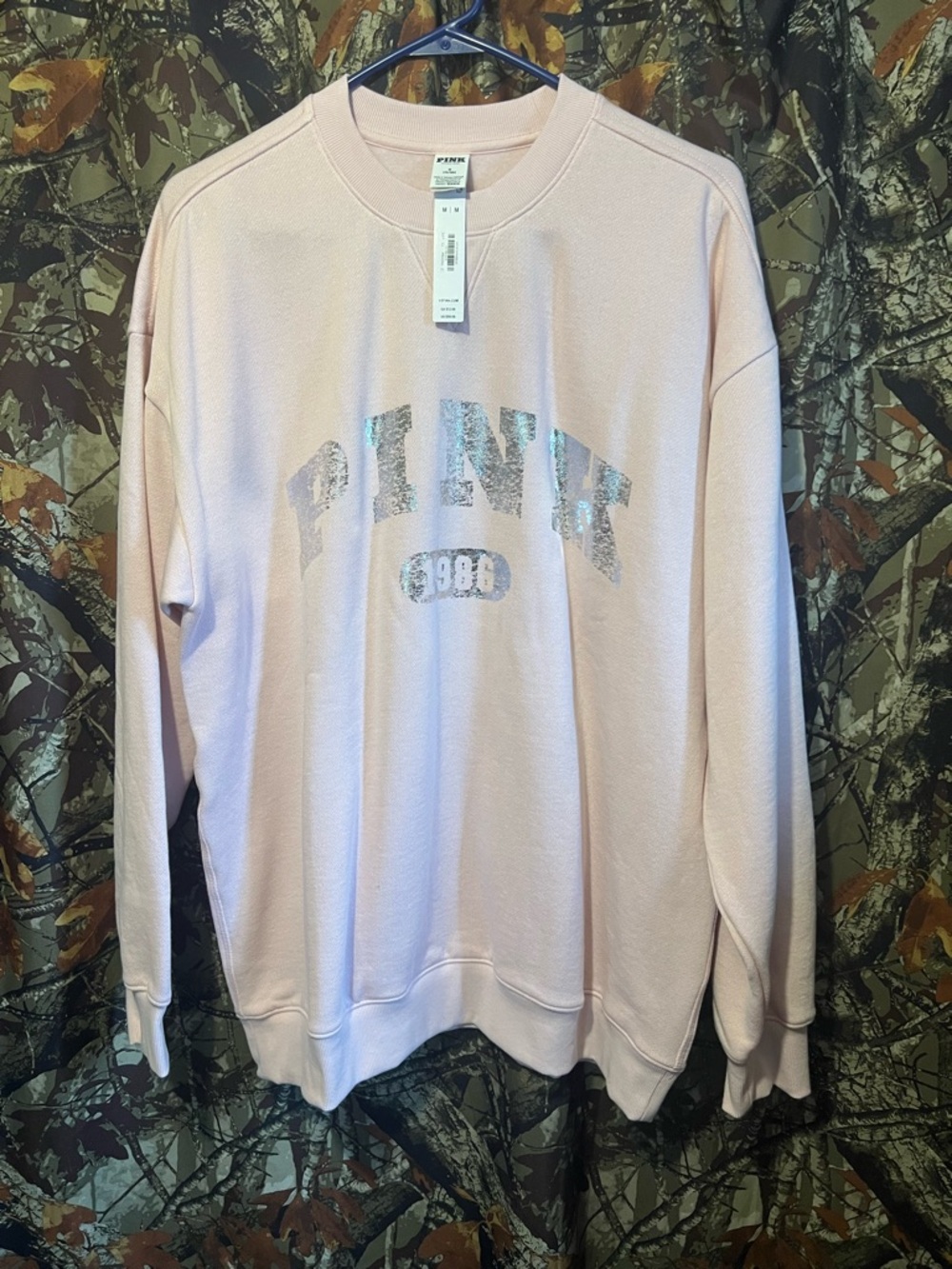 VS PINK campus crewneck NWT- PRICE FIRM